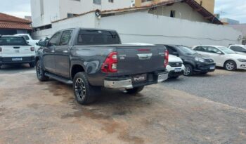 Toyota Hilux completo