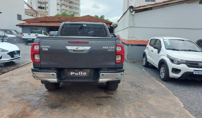 Toyota Hilux completo