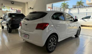 Chevrolet Onix completo