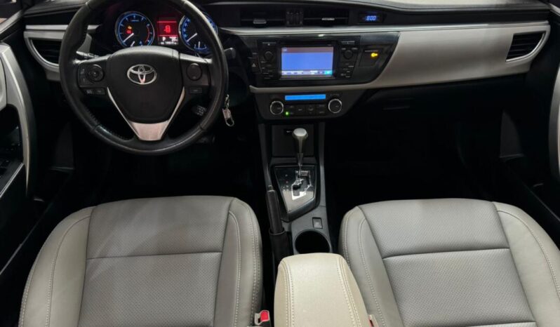 Toyota Corolla completo