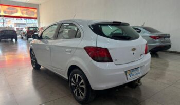 Chevrolet Onix completo