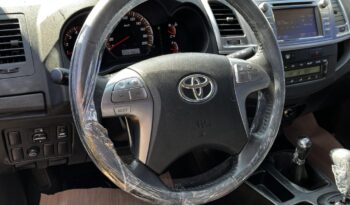 Toyota Hilux completo