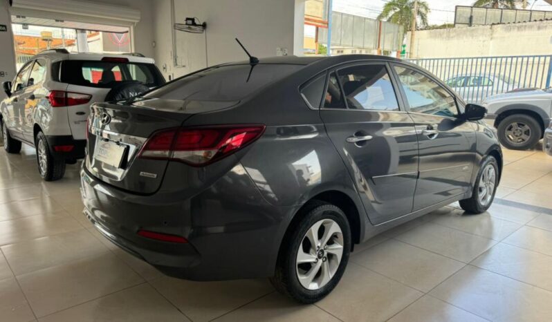 Hyundai HB20S completo