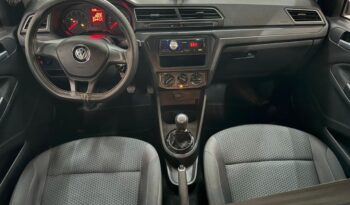 Volkswagen Voyage completo