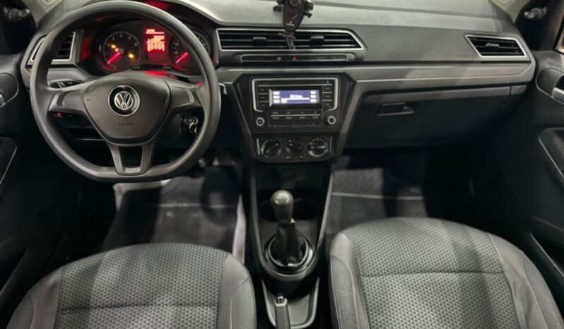 Volkswagen Voyage completo