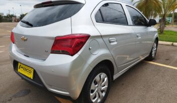 Chevrolet Onix completo