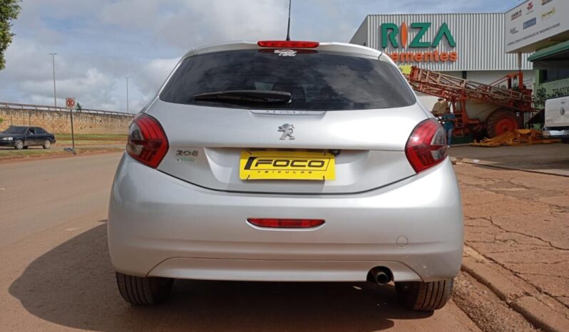 Peugeot 208 completo