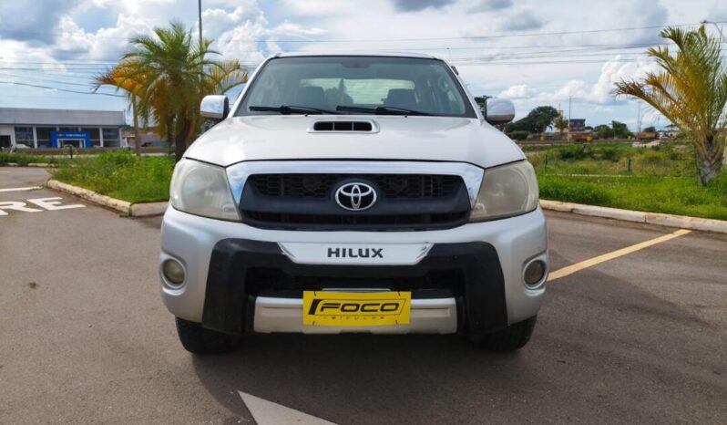 Toyota Hilux completo