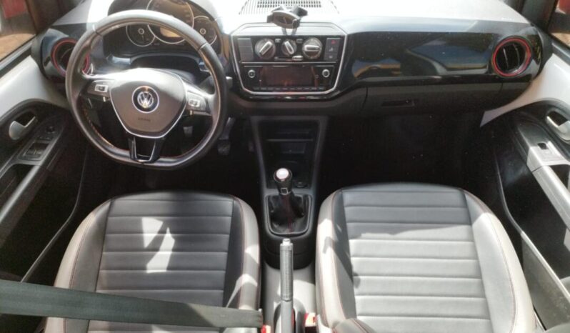 Volkswagen UP completo