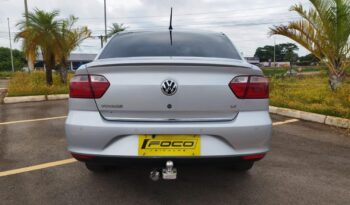 Volkswagen Voyage completo