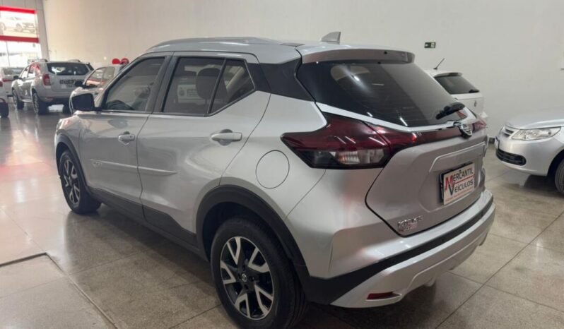 Nissan Kicks completo